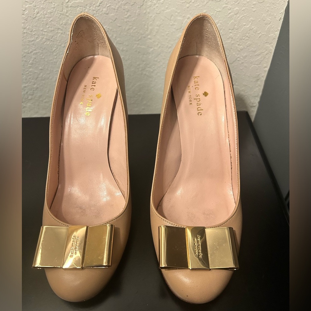 Kate Spade Tan Heels with Gold Bow Accent